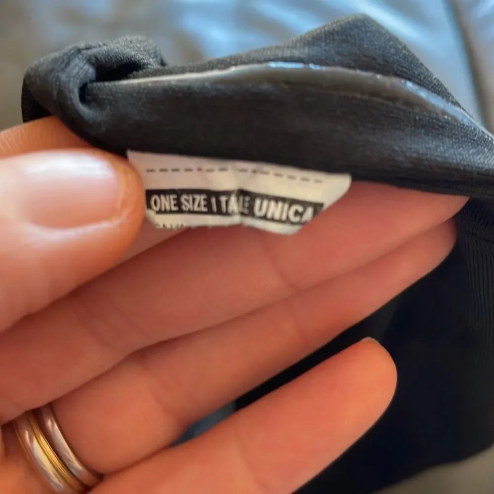 NIKE kids black headband